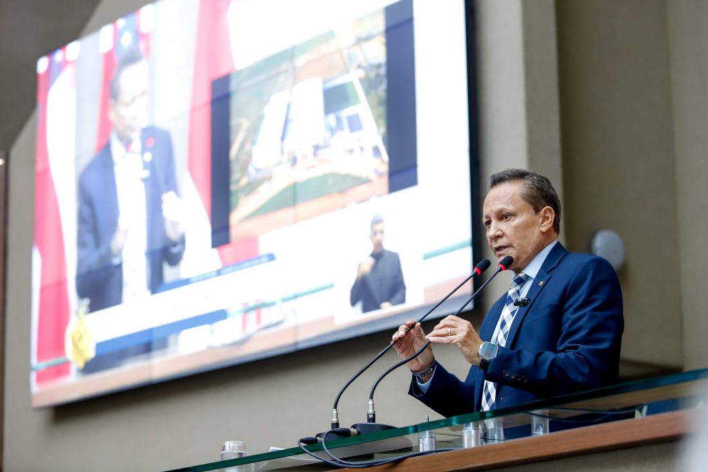 Adjuto Afonso apresenta Projeto de Lei de enfrentamento às queimadas ambientais