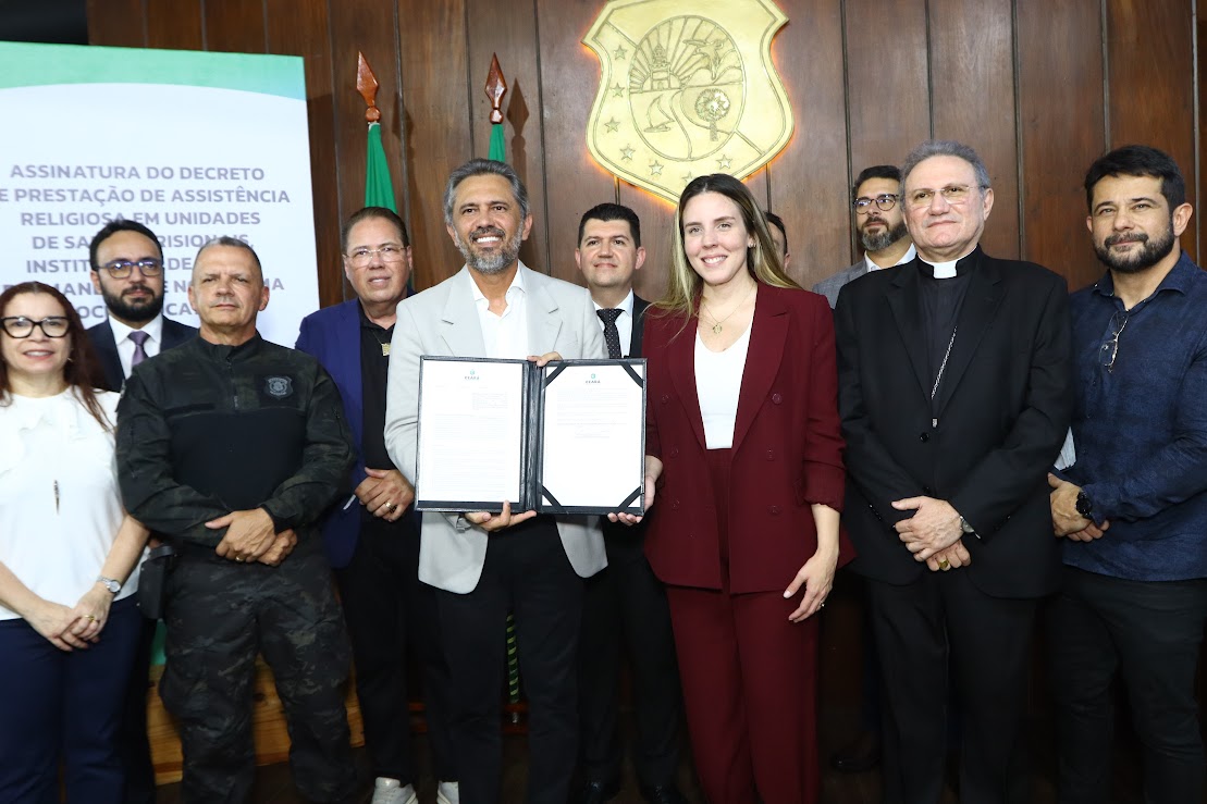 Governador Elmano de Freitas assina decreto que garante assistência religiosa em hospitais, equipamentos de internação e sistemas socioeducativo e prisional – Governo do Estado do Ceará