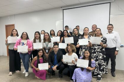 Prefeitura de Manaus certifica alunos do curso Marketing Pessoal